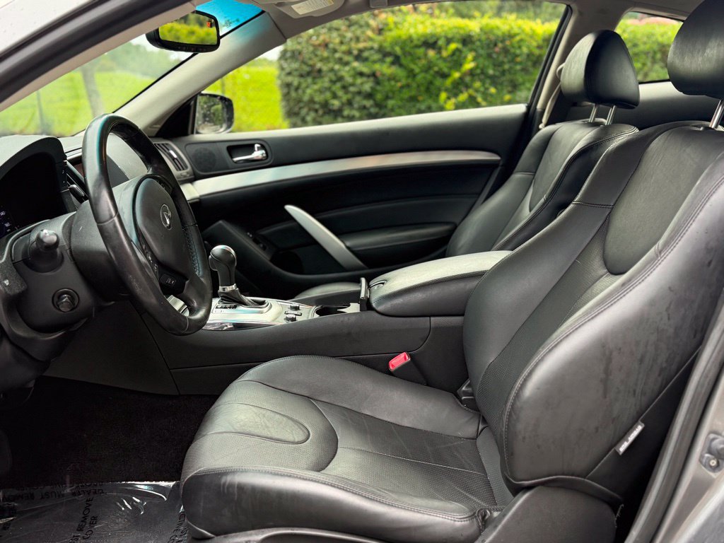 Used 2015 INFINITI Q60 AWD Coupe w/ Premium Package image 10