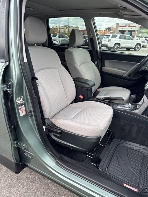 Used 2017 Subaru Forester 2.5i Premium w/ All-Weather Package AWD/4WD image 11