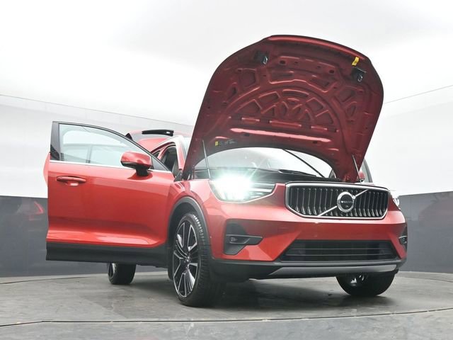 Used 2023 Volvo XC40 B5 Ultimate w/ Climate Package AWD/4WD image 55