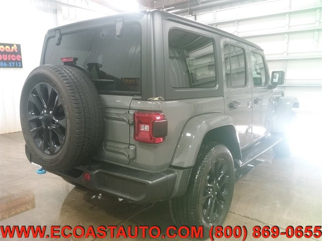 Used 2023 Jeep Wrangler Unlimited Sahara w/ Cold Weather Group AWD/4WD image 4