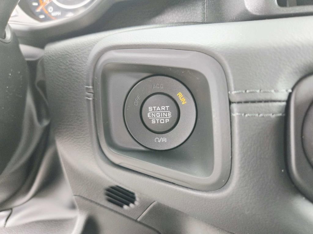 New 2026 Jeep Gladiator Mojave w/ Safety Group AWD/4WD image 31
