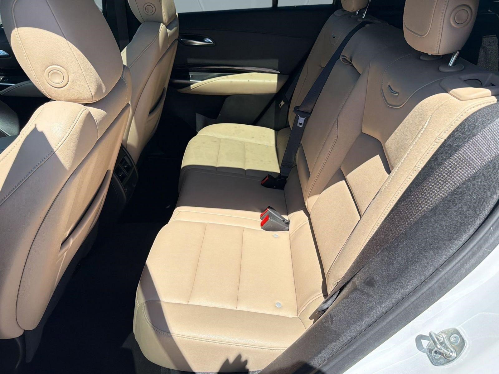 Used 2024 Cadillac XT4 Luxury w/ LPO, Floor Liner Package image 13