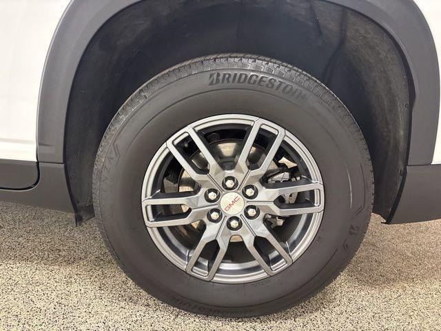 Used 2025 GMC Acadia Elevation AWD/4WD image 34