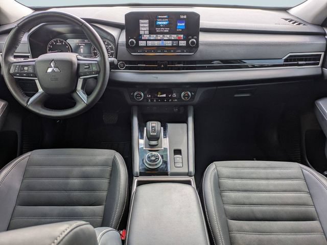 Used 2024 Mitsubishi Outlander SE FWD image 16