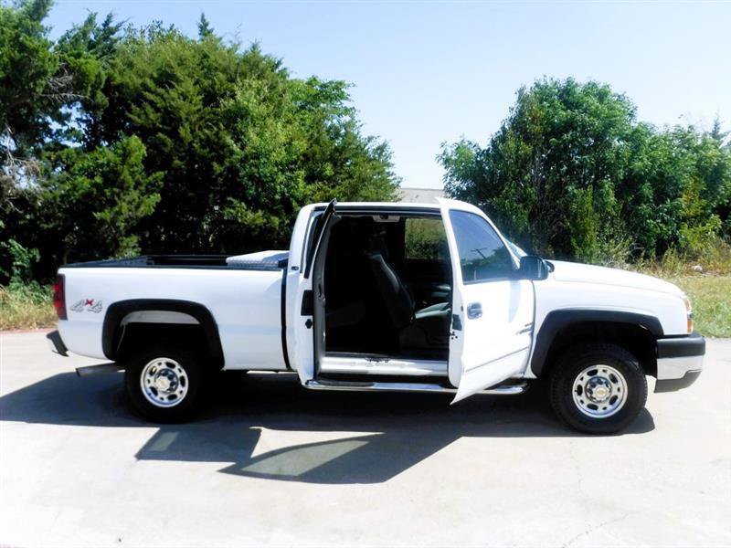 Used 2003 Chevrolet Silverado 2500 LS w/ Skid Plate Package AWD/4WD image 6