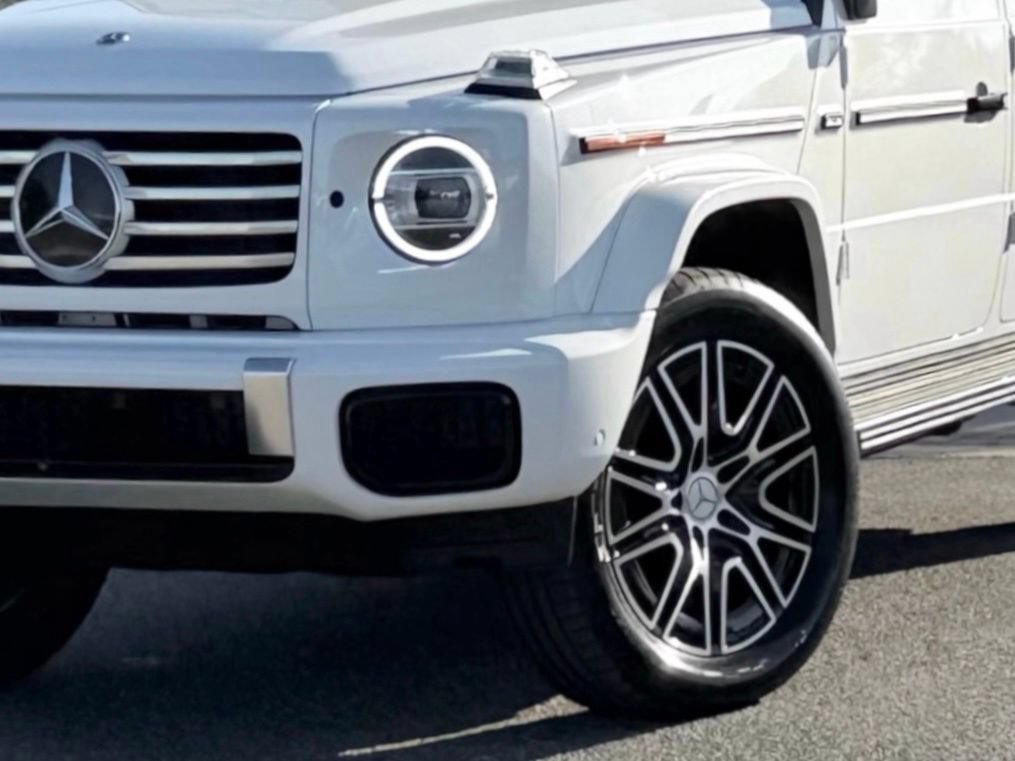 Used 2025 Mercedes-Benz G 580 w/ EQ Technology image 4