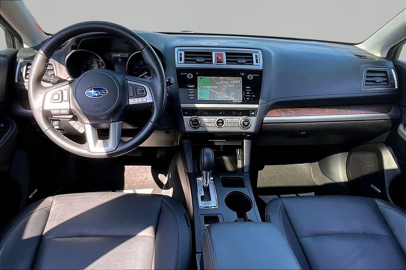 Used 2017 Subaru Outback 2.5i Limited image 7