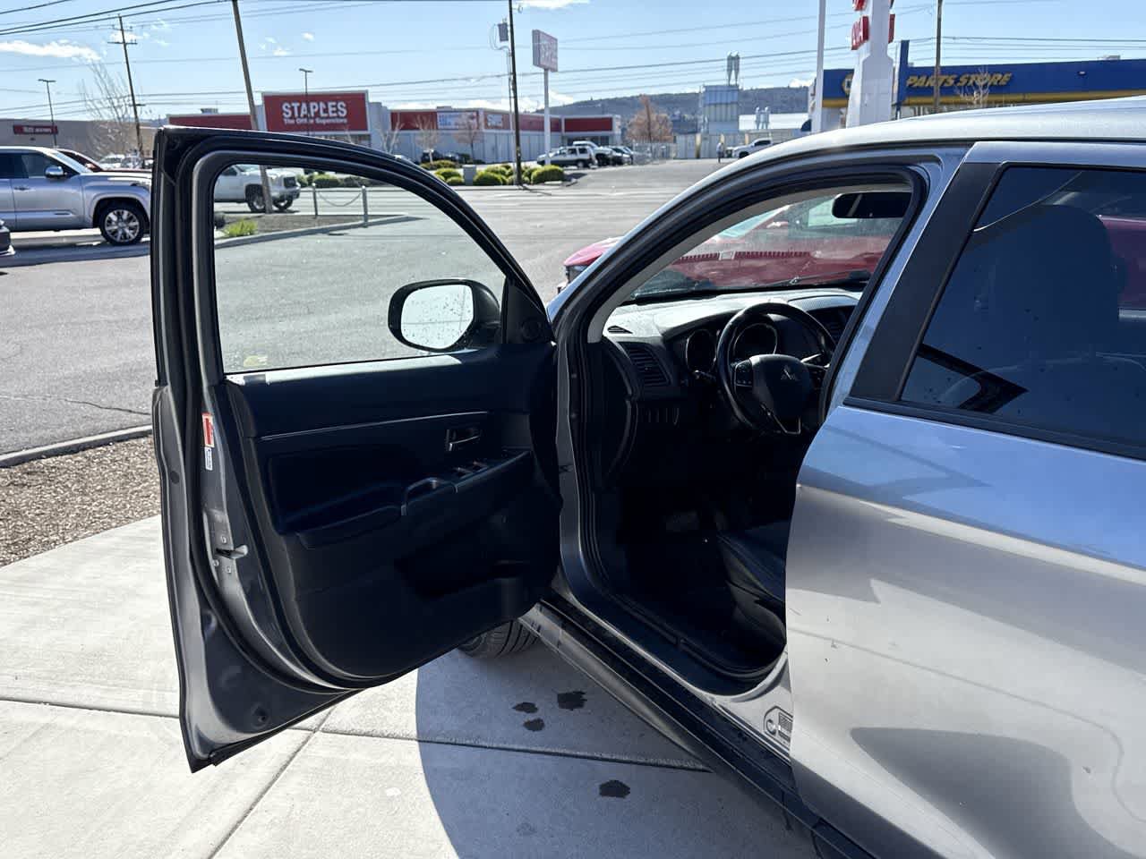 Used 2018 Mitsubishi Outlander Sport SE AWD/4WD image 10