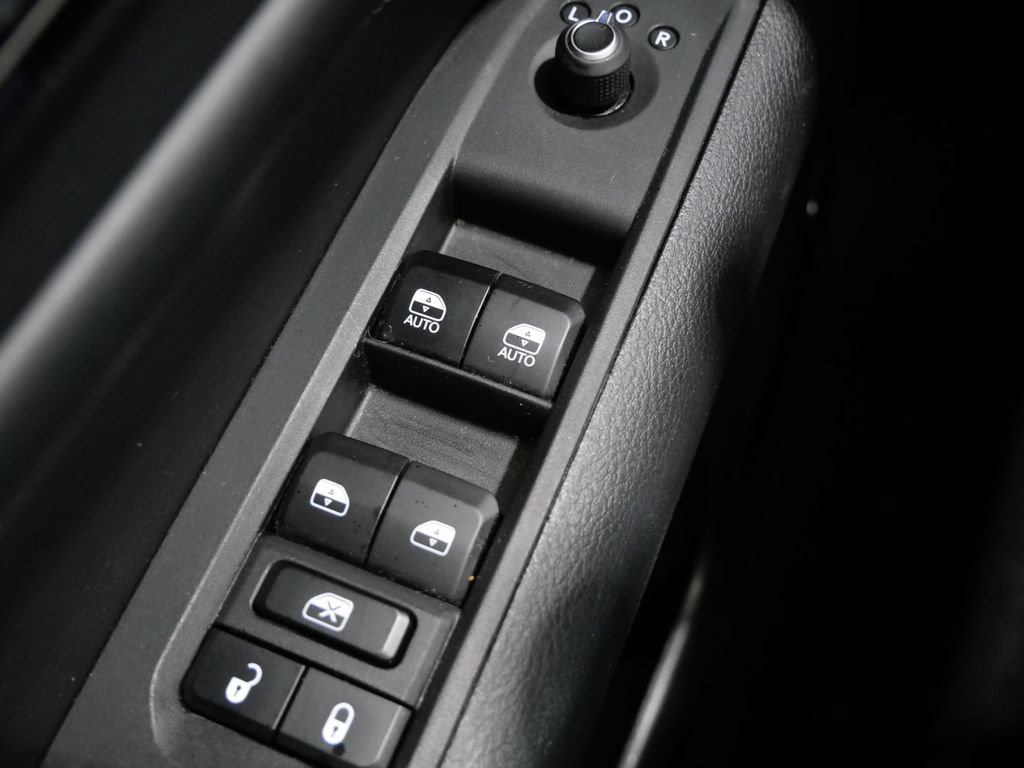 Used 2022 Jeep Compass High Altitude AWD/4WD image 14