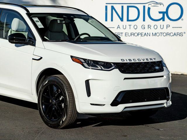 New 2025 Land Rover Discovery Sport S image 5