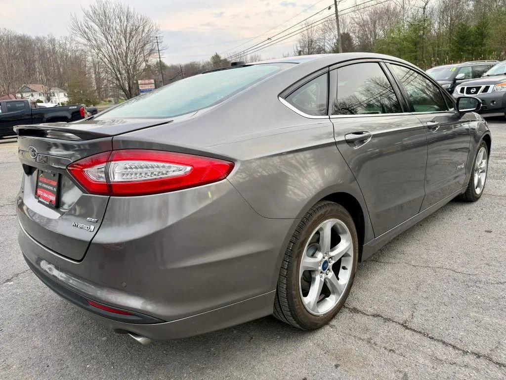 Used 2014 Ford Fusion SE w/ Equipment Group 501A image 8
