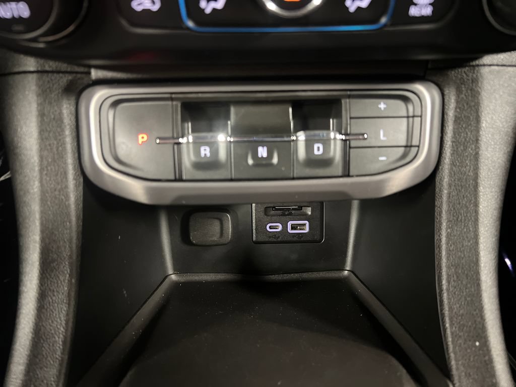 Certified 2020 GMC Acadia AT4 w/ Driver Alert Package II AWD/4WD image 26