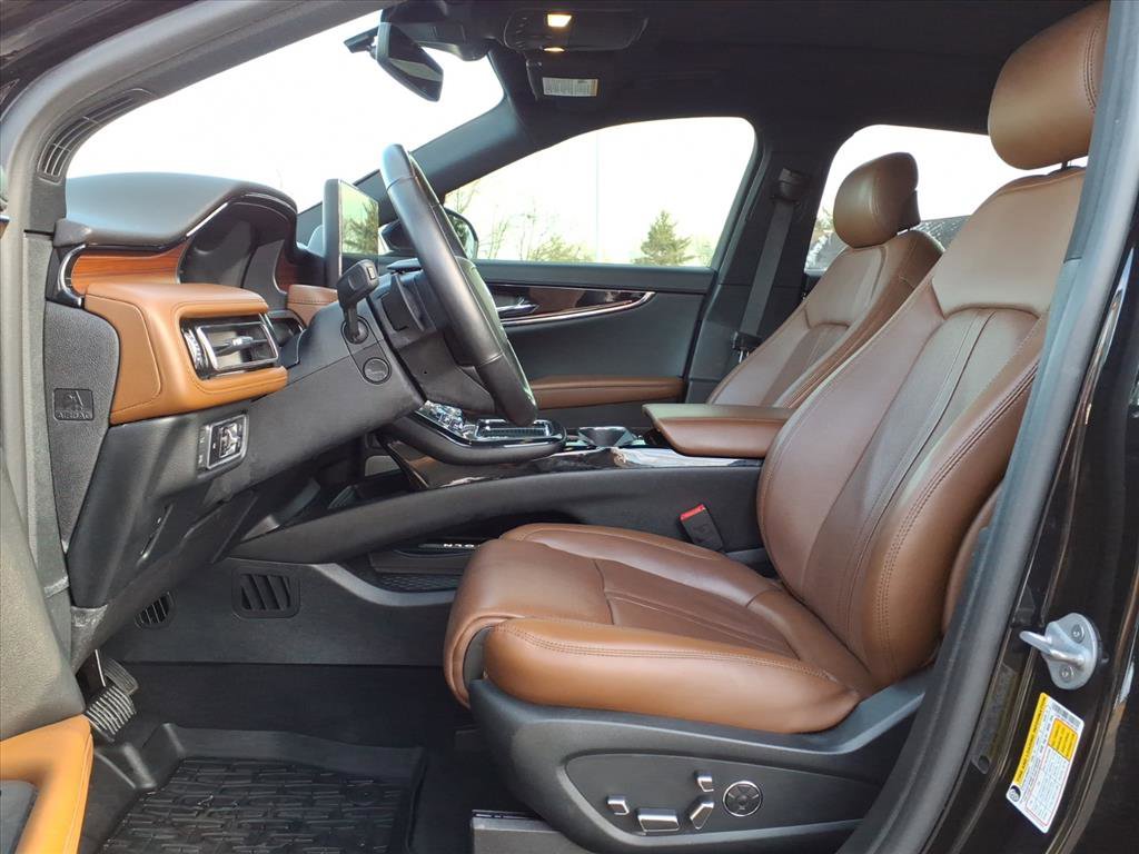 Certified 2023 Lincoln Nautilus Reserve w/ Equipment Group 202A image 12