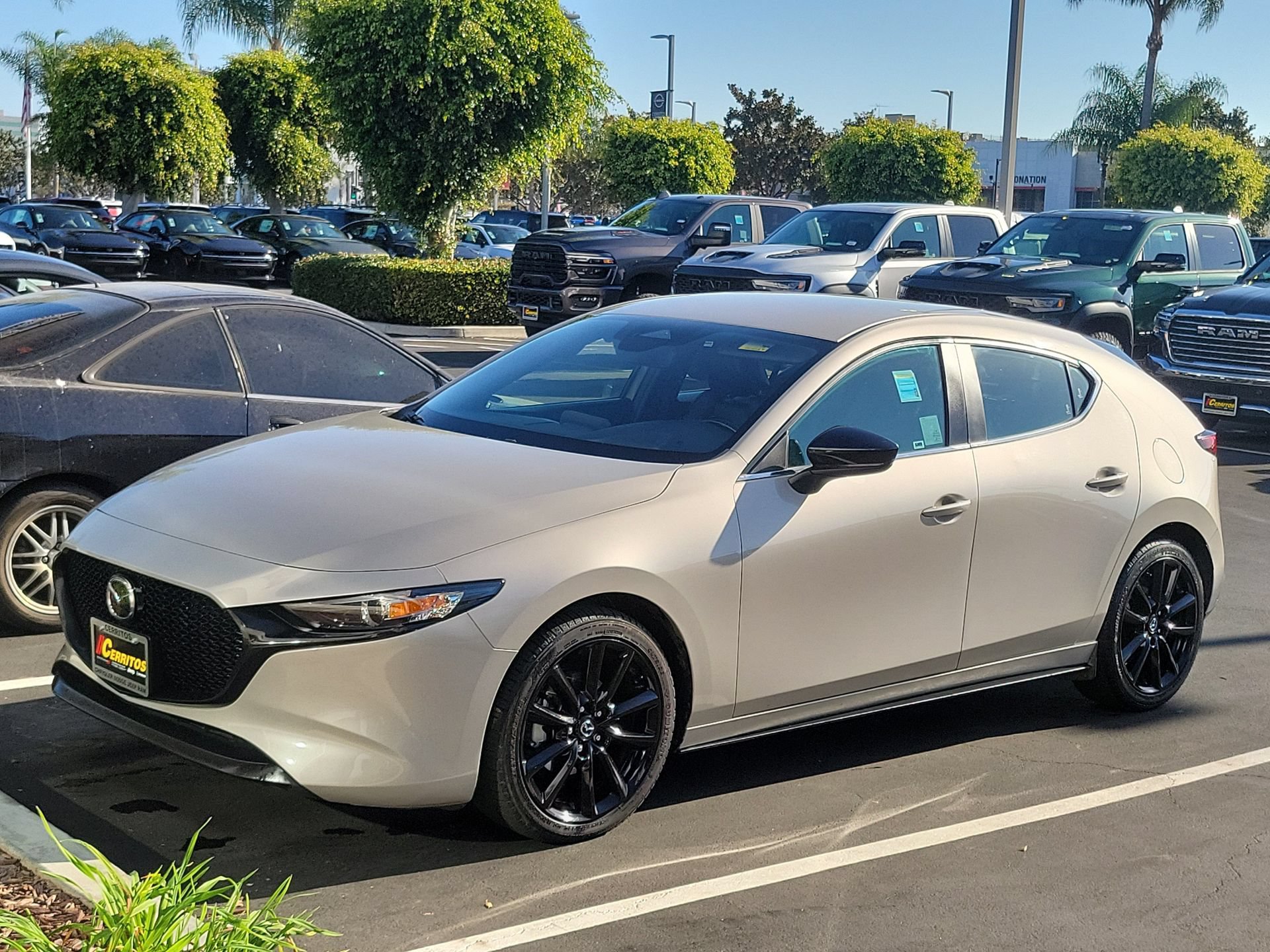 Used 2025 MAZDA MAZDA3 s Sport FWD image 7