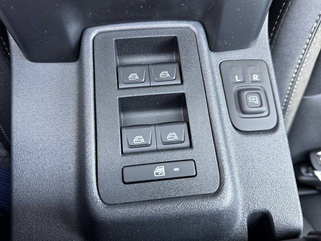 New 2025 Ford Bronco Badlands image 13