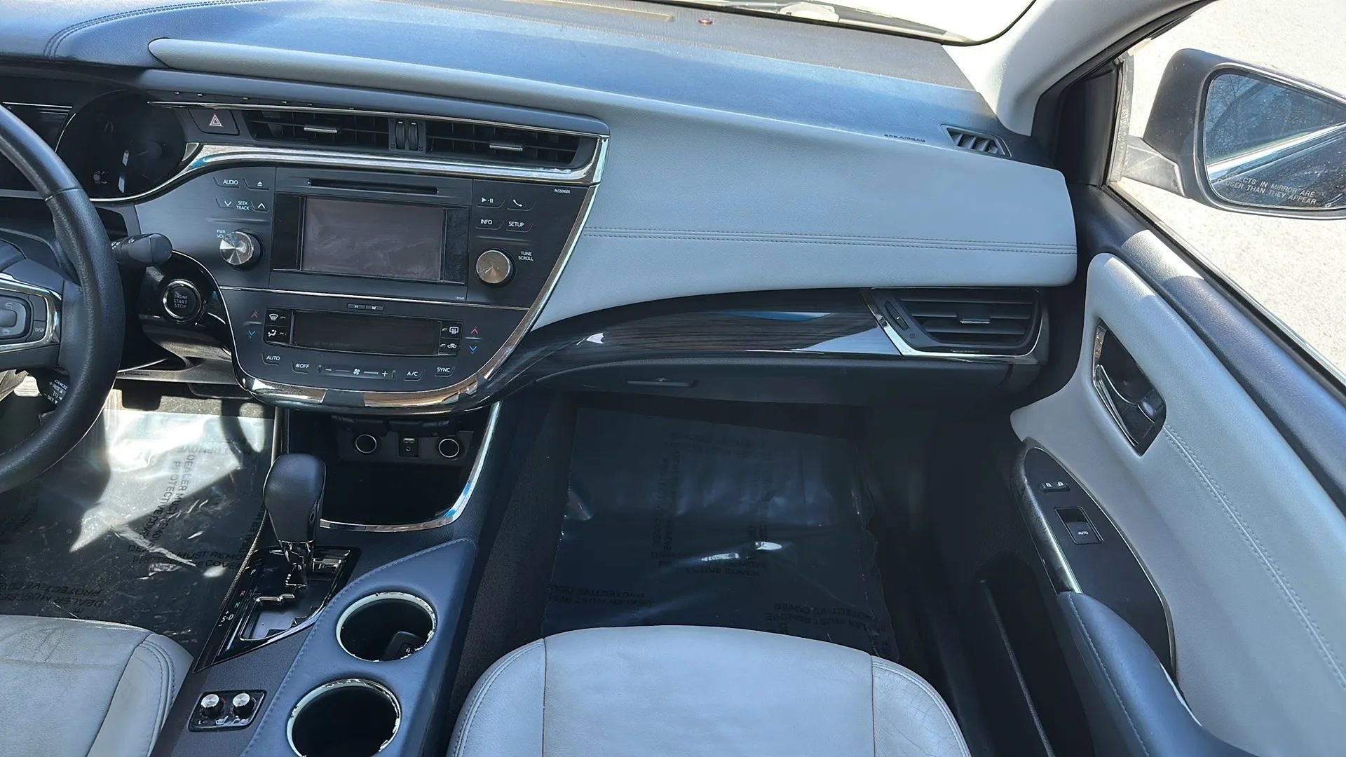 Used 2013 Toyota Avalon XLE Premium FWD image 27