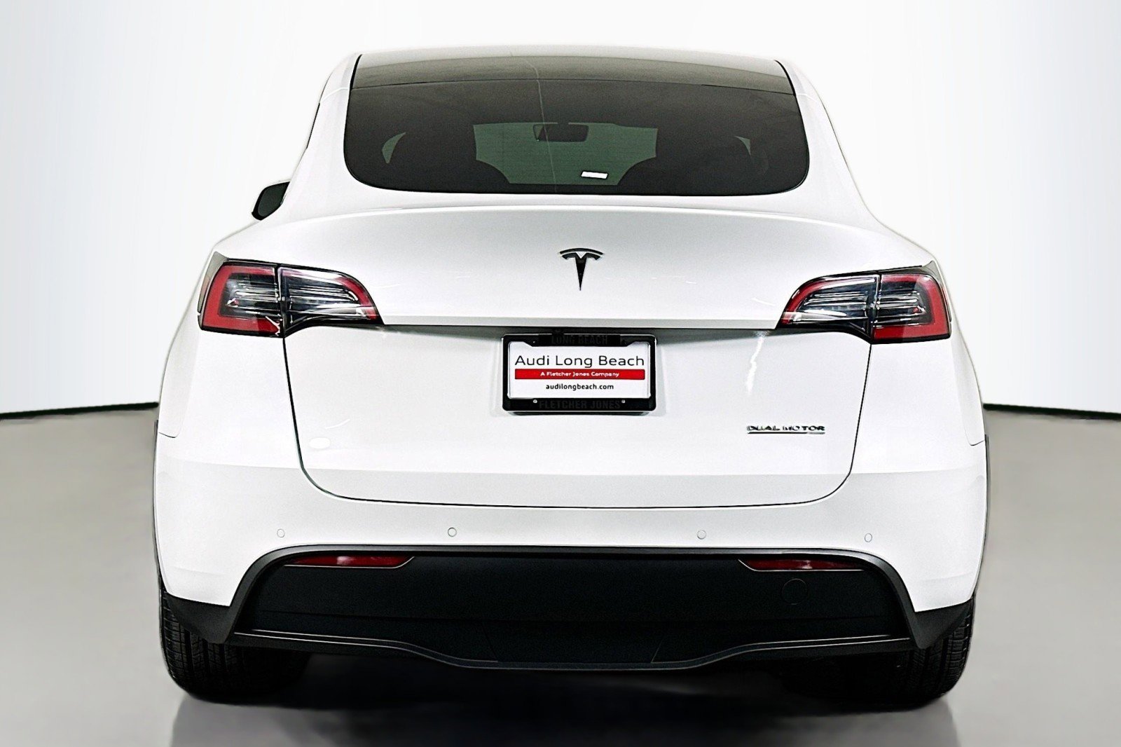 Used 2021 Tesla Model Y Long Range image 3