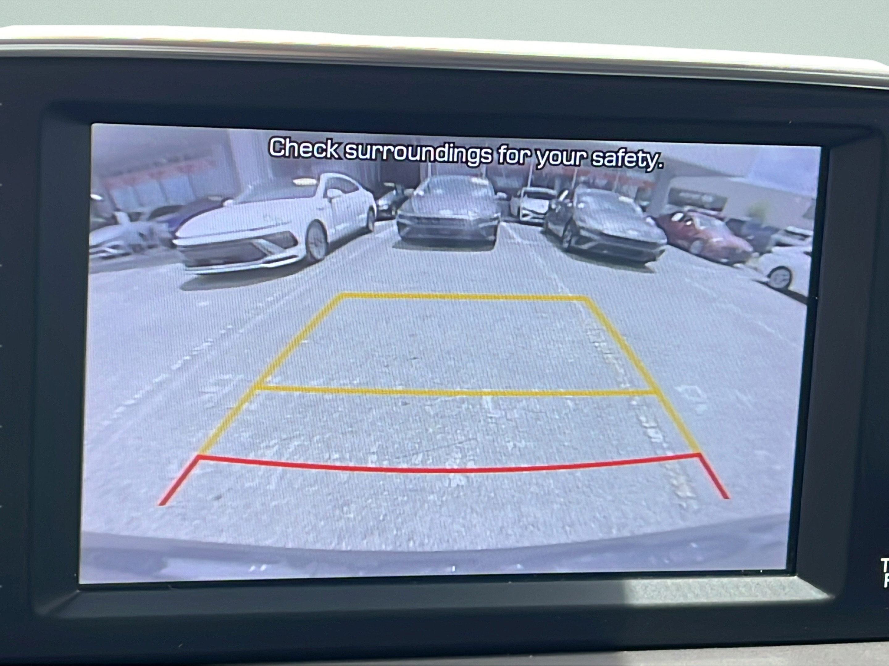 Used 2019 Hyundai Santa Fe SEL FWD image 16