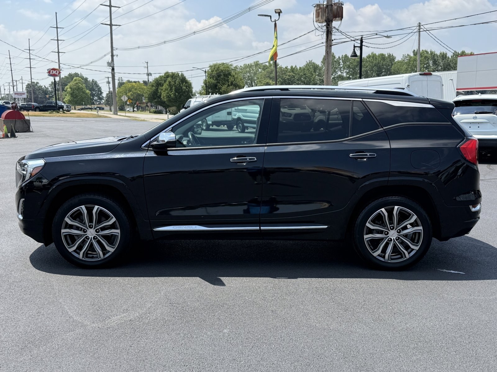 Used 2018 GMC Terrain Denali w/ Advanced Safety Package image 5
