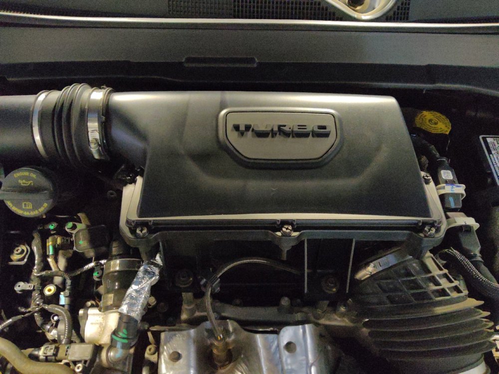 Used 2024 Jeep Compass Latitude image 30