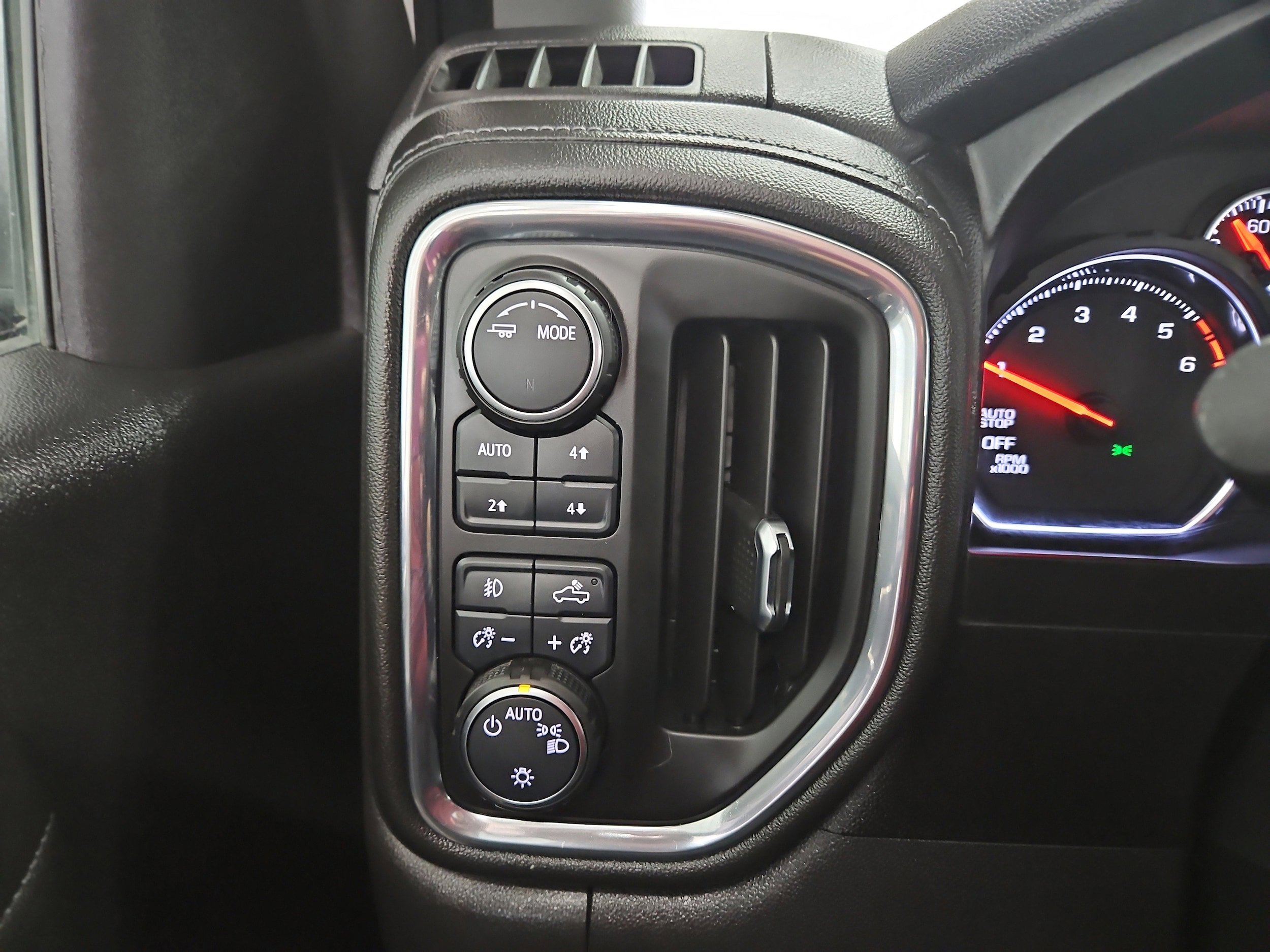 Used 2021 Chevrolet Silverado 1500 RST w/ All Star Edition Plus AWD/4WD image 17