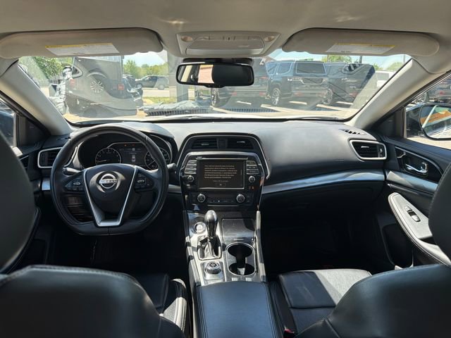 Used 2023 Nissan Maxima SV w/ Floor Mat Group image 16