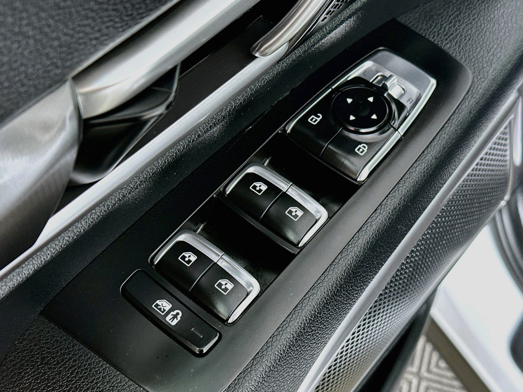 Certified 2025 Kia Telluride S AWD/4WD image 18
