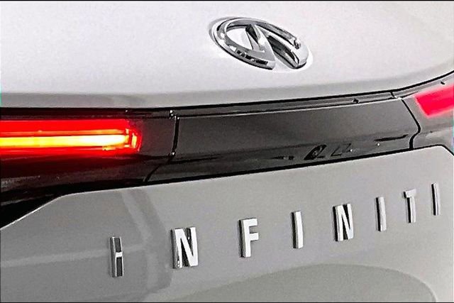 Used 2023 INFINITI QX60 Luxe image 40