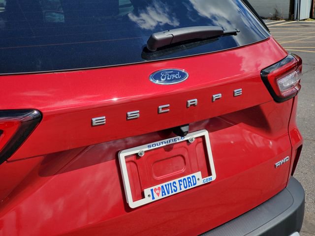 Used 2023 Ford Escape Active w/ Tech Pack #2 AWD/4WD image 30