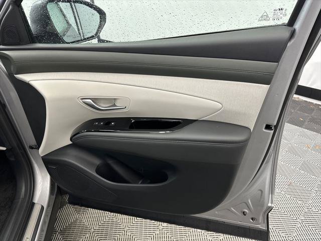 New 2026 Hyundai Tucson Limited image 16