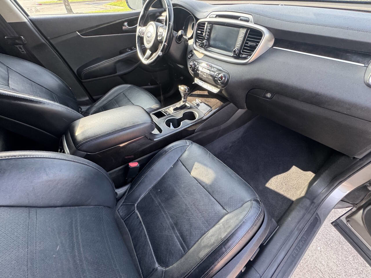 Used 2016 Kia Sorento EX w/ EX Touring Package FWD image 12