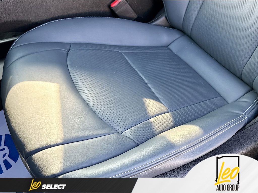 Used 2023 Buick Enclave Essence w/ LPO, Floor Liner Package image 18