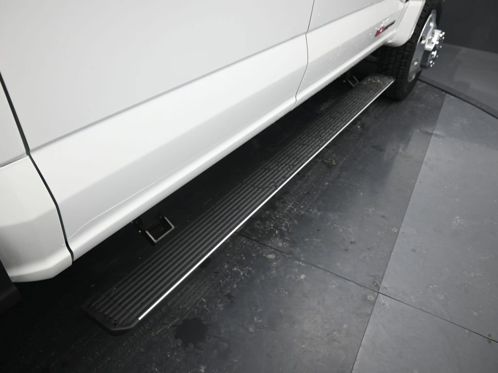 New 2026 Ford F450 Platinum AWD/4WD image 12