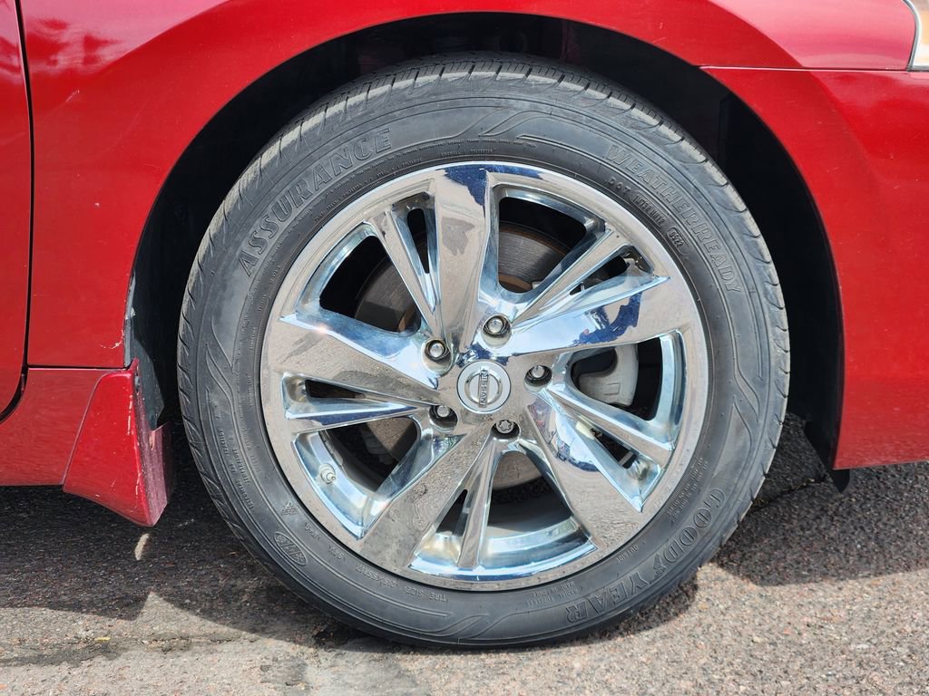 Used 2014 Nissan Altima 2.5 SV w/ Convenience Package image 30