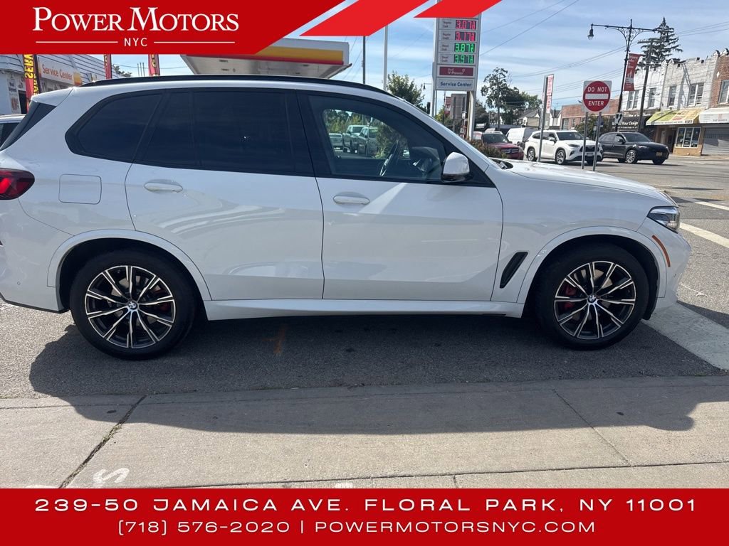 Used 2023 BMW X5 xDrive40i w/ M Sport Package image 6