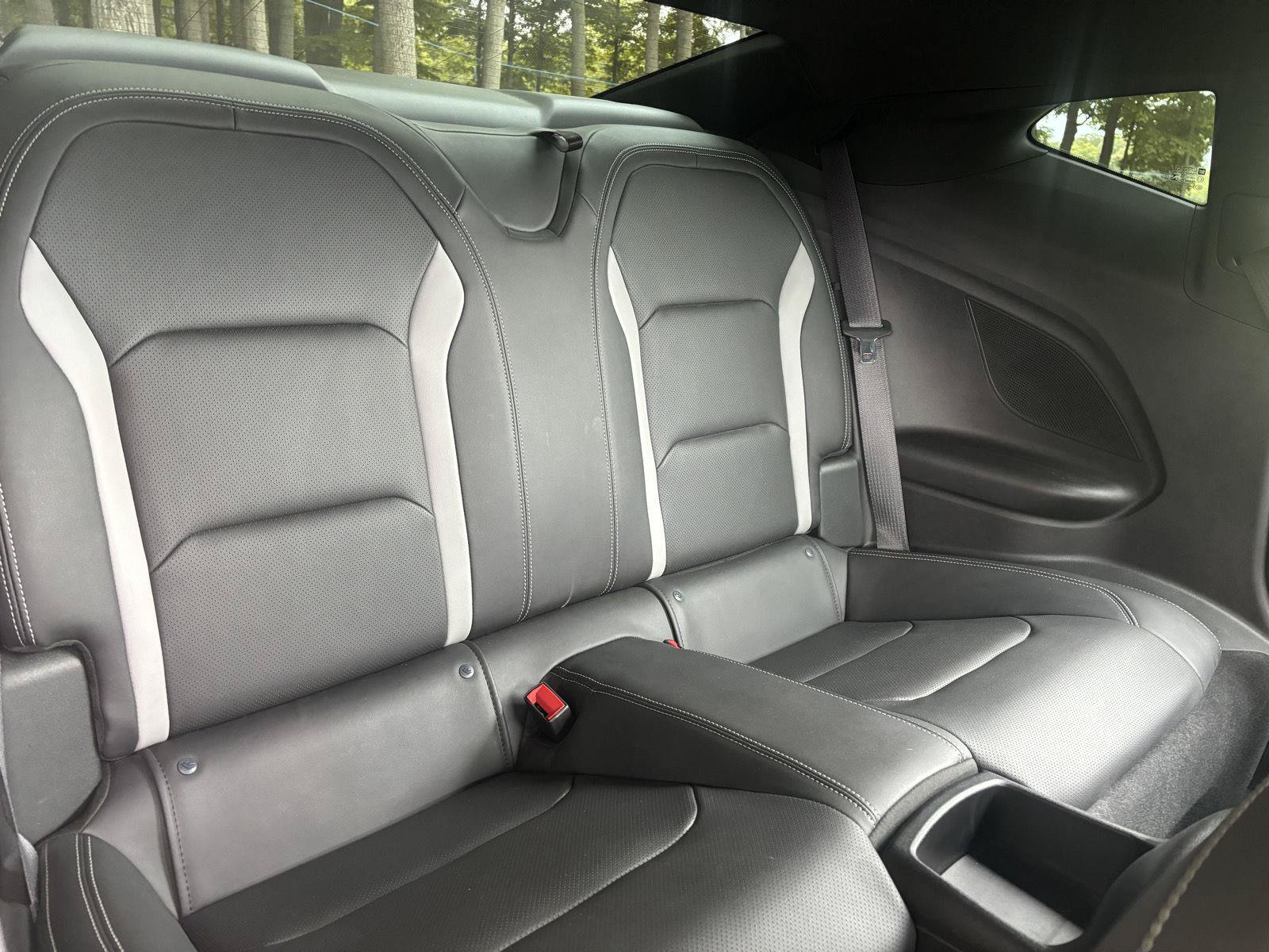 Used 2019 Chevrolet Camaro SS RWD image 32
