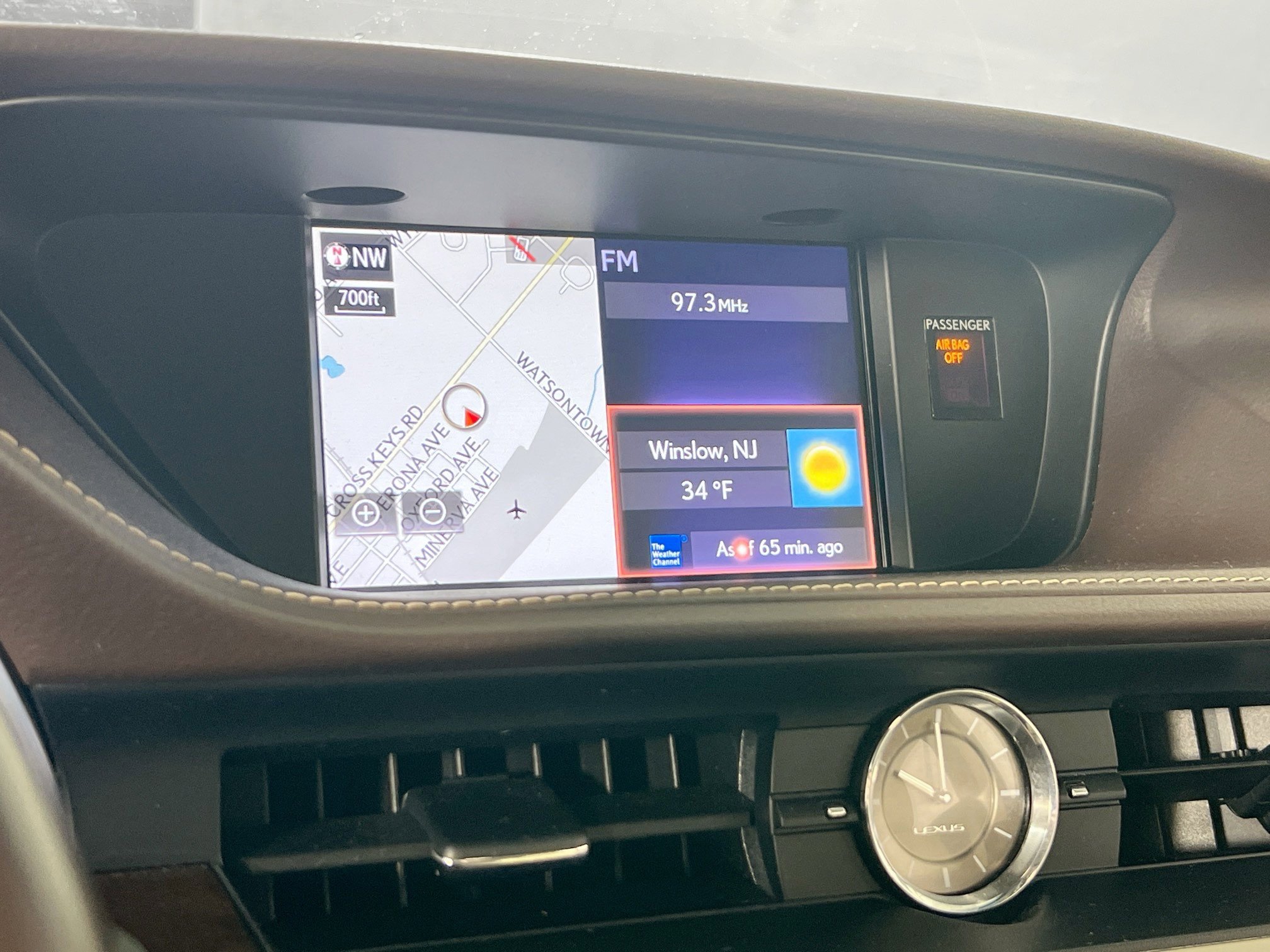 Used 2018 Lexus ES 350 w/ Navigation System Package image 14