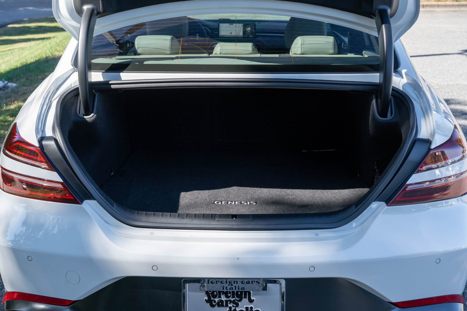 Used 2022 Genesis G70 2.0T w/ Prestige Package image 13