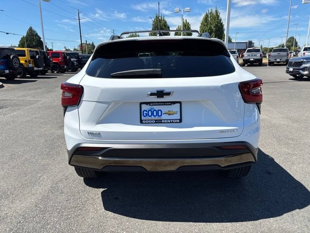 Used 2024 Chevrolet Trax ACTIV w/ Driver Confidence Package FWD image 4