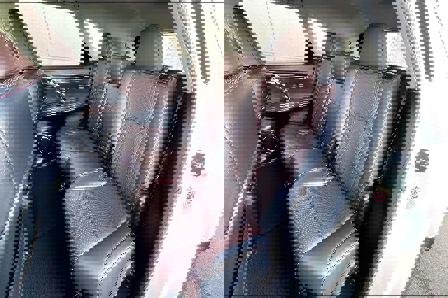 Used 2018 Lexus RX 350L image 19