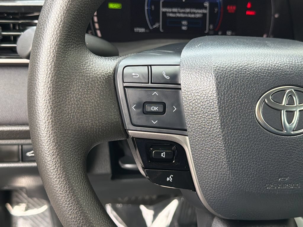 Used 2026 Toyota Camry LE FWD image 23