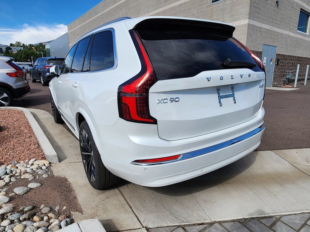 Used 2025 Volvo XC90 B6 Plus AWD/4WD image 9