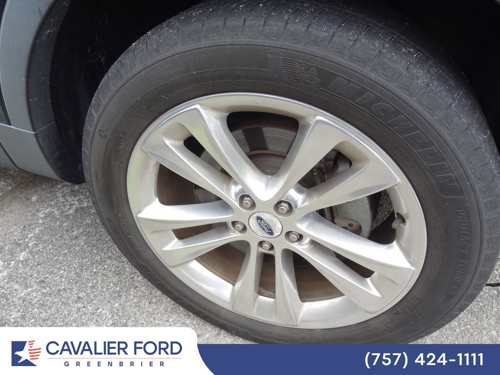 Used 2018 Ford Explorer Limited w/ Equipment Group 301A AWD/4WD image 13