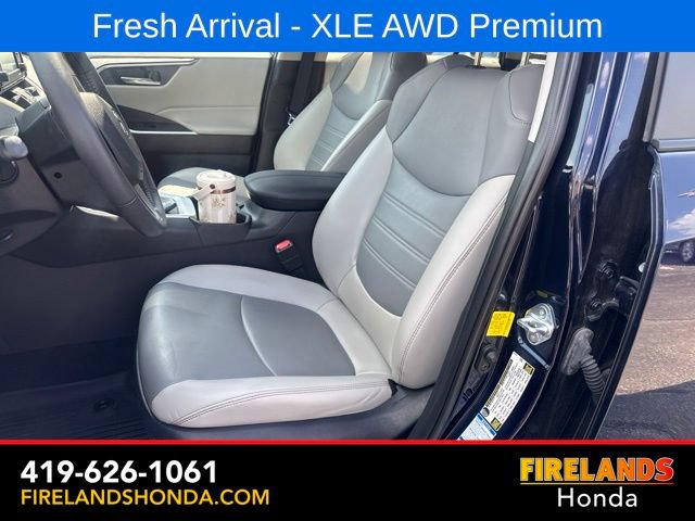 Used 2022 Toyota RAV4 XLE Premium AWD/4WD image 13