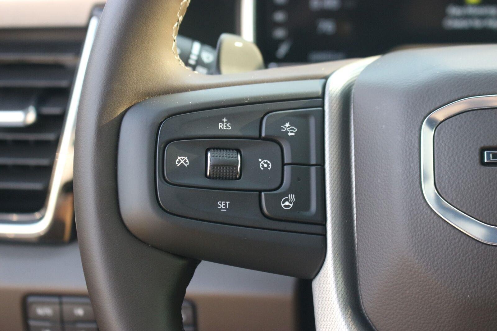 Used 2025 GMC Sierra 1500 Denali w/ Denali Reserve Package AWD/4WD image 19