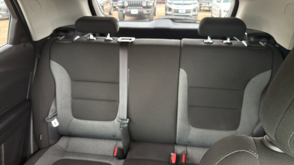 Used 2023 Chevrolet TrailBlazer LT w/ Convenience Package AWD/4WD image 15