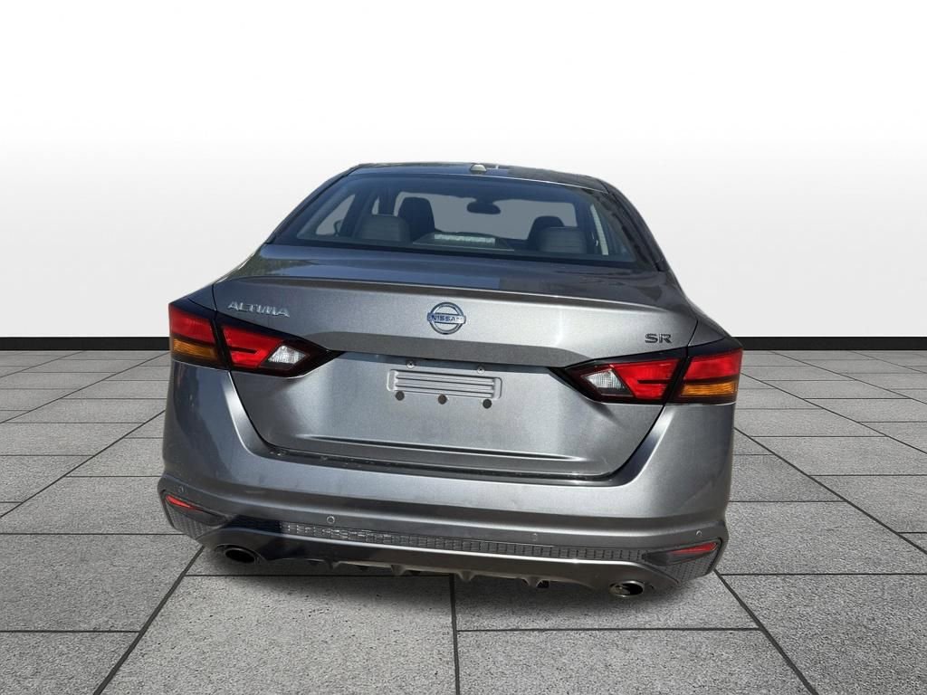 Used 2021 Nissan Altima 2.5 SR FWD image 6