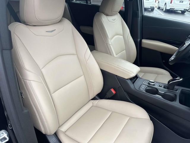 Certified 2024 Cadillac XT4 Luxury w/ Cold Weather Package image 52