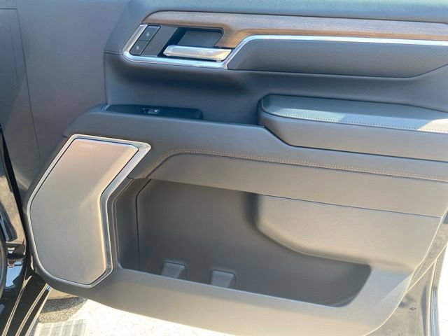 Used 2024 Chevrolet Silverado 2500 High Country AWD/4WD image 43