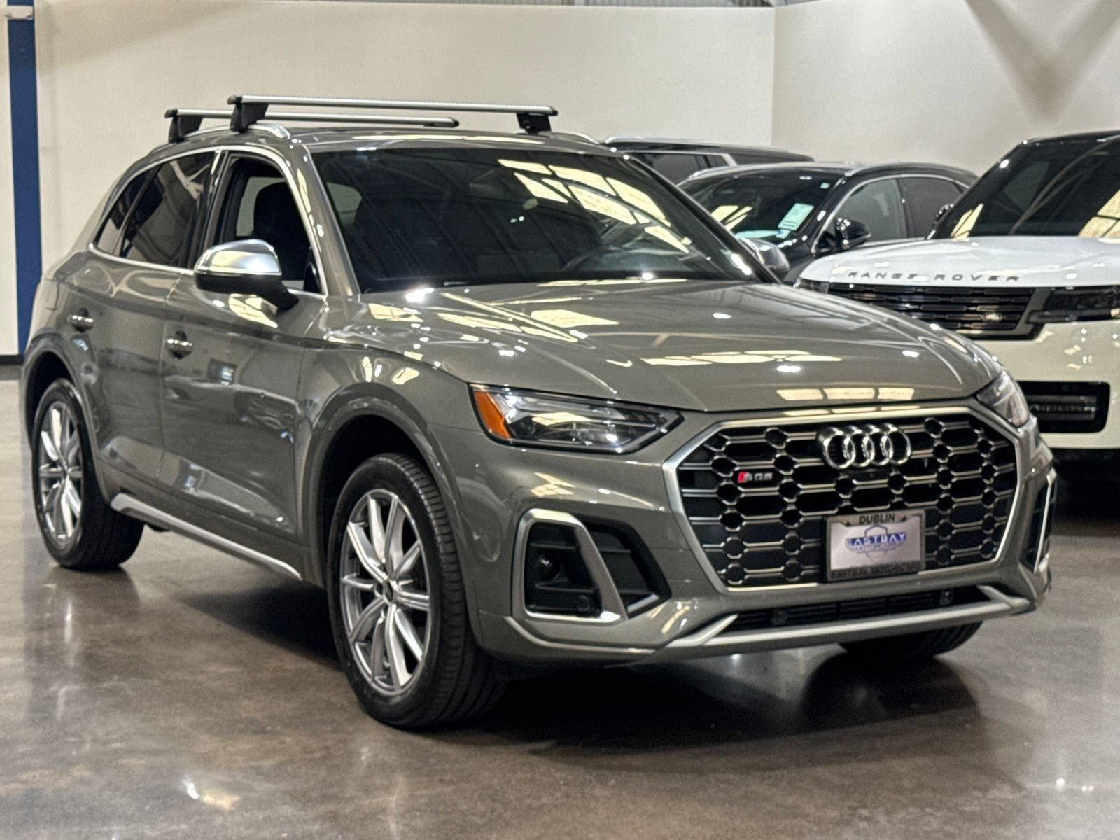 Used 2023 Audi SQ5 Premium Plus w/ Premium Plus Package AWD/4WD image 4